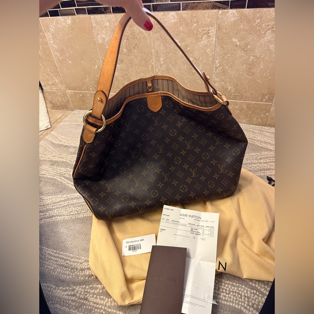 Delightful Louis Vuitton